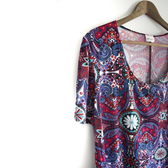 Hot Ginger Preowned Floral Print Swing Top Plus 2X - Picture 2 of 7